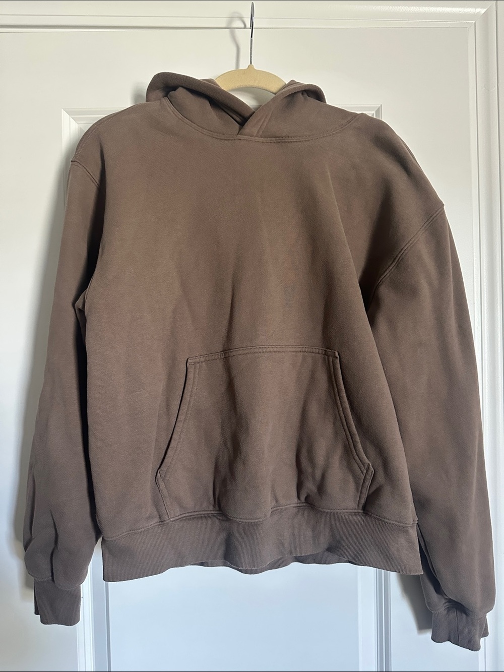 Aritzia Taupe Brown Hooded Pullover Sweatshirt